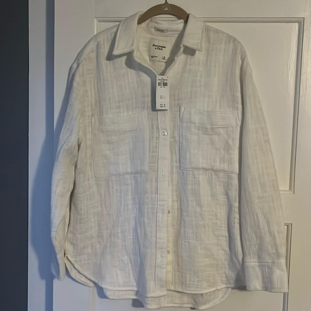 White NWT Abercrombie & Fitch men’s comfort shirt